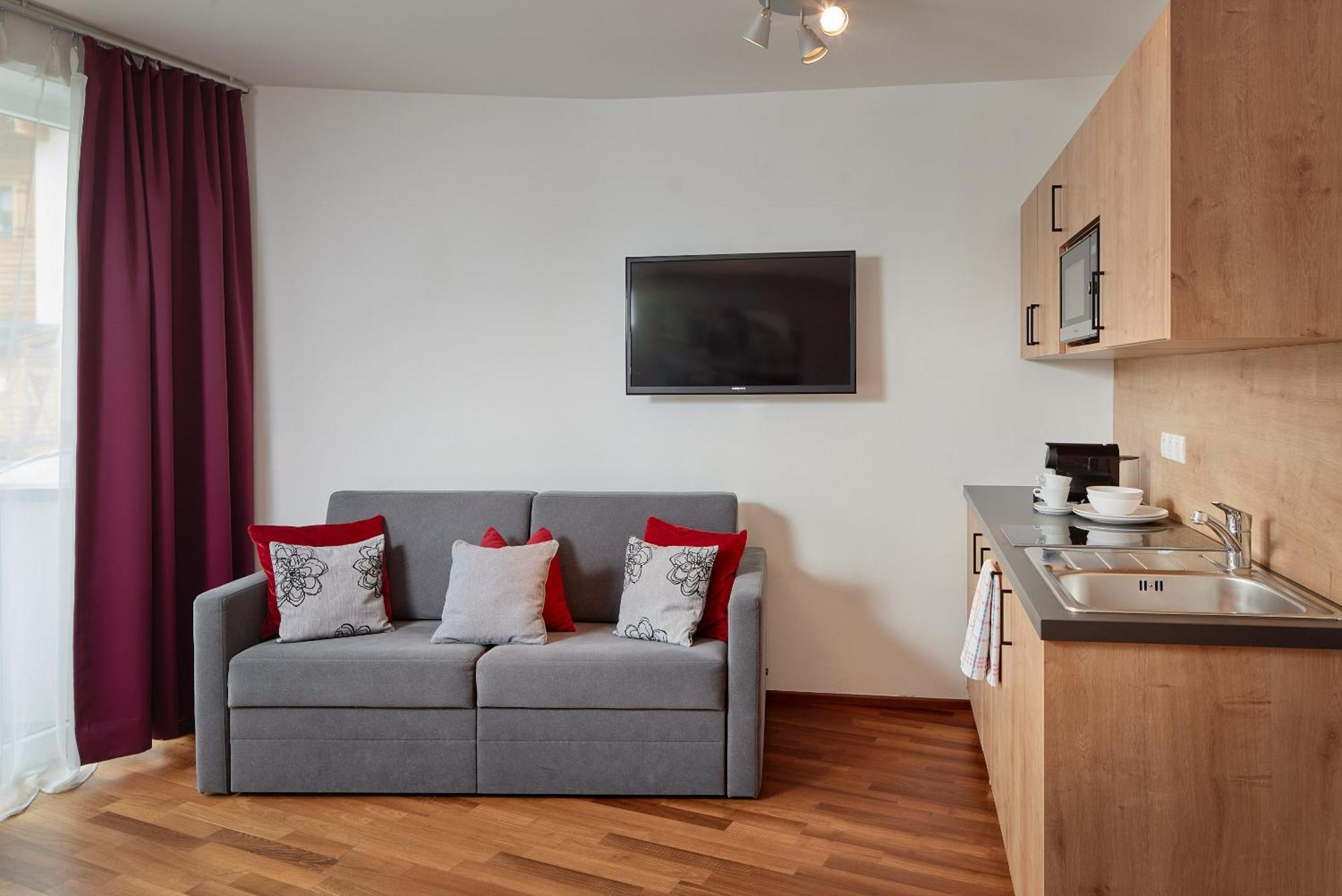 Apartment Sonnblick Kaprun, Salzburg - Including Summer Card المظهر الخارجي الصورة